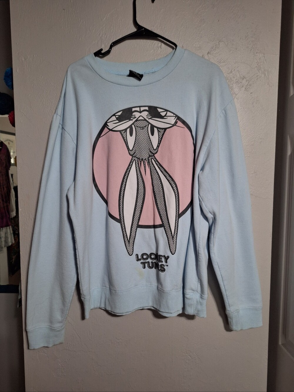 Looney Tunes Women's Light Blue Graphic Sweatshirt - Bugs Bunny